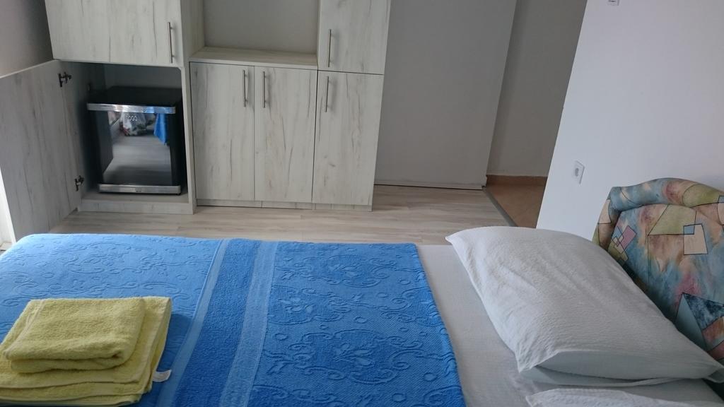 Apartments Vukovic Sveti Stefan Luaran gambar