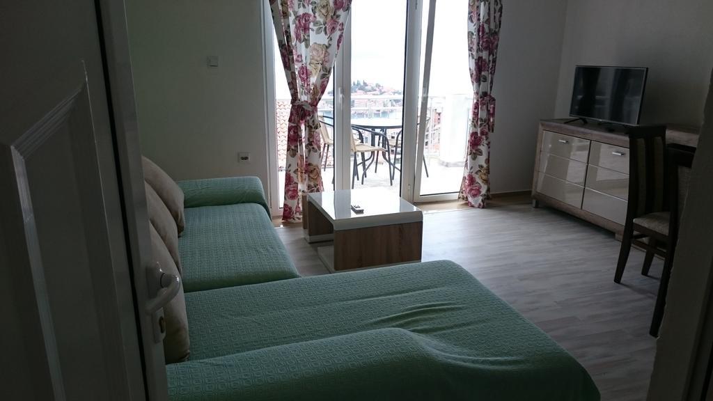 Apartments Vukovic Sveti Stefan Luaran gambar