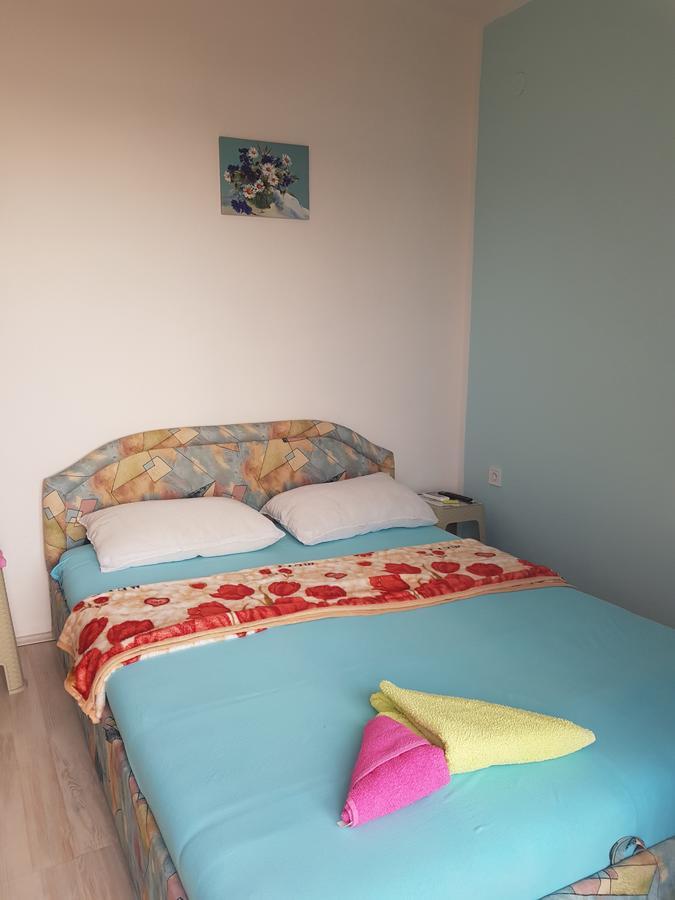 Apartments Vukovic Sveti Stefan Luaran gambar